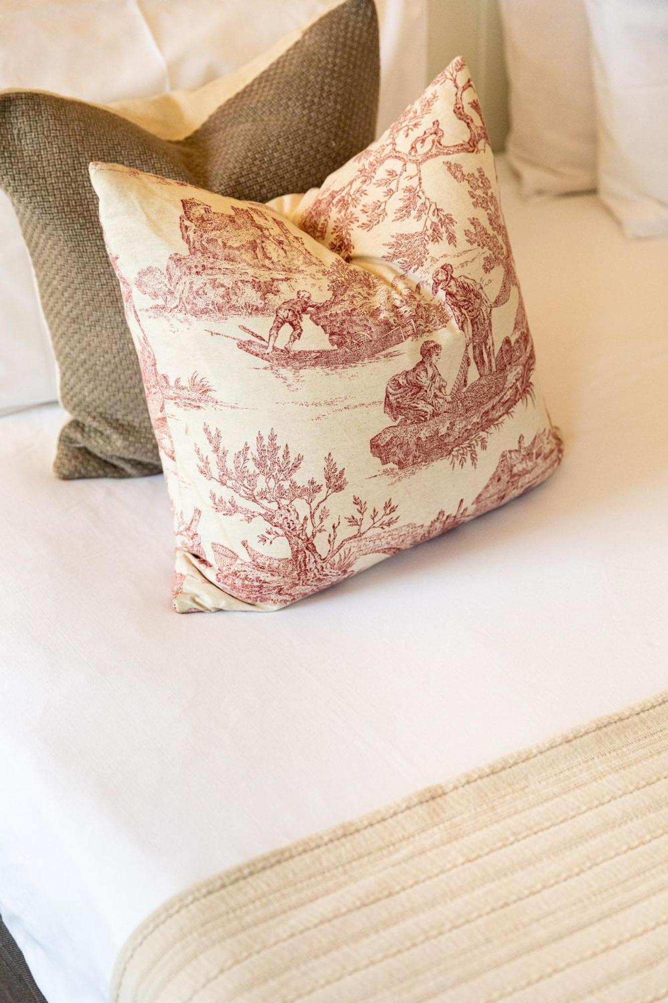 Bed and Breakfast The Georgian House Braye Екстер'єр фото